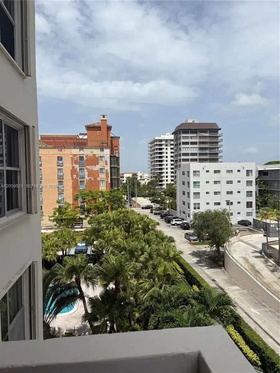 625 Biltmore Way # 501, Coral Gables FL 33134 photo 5