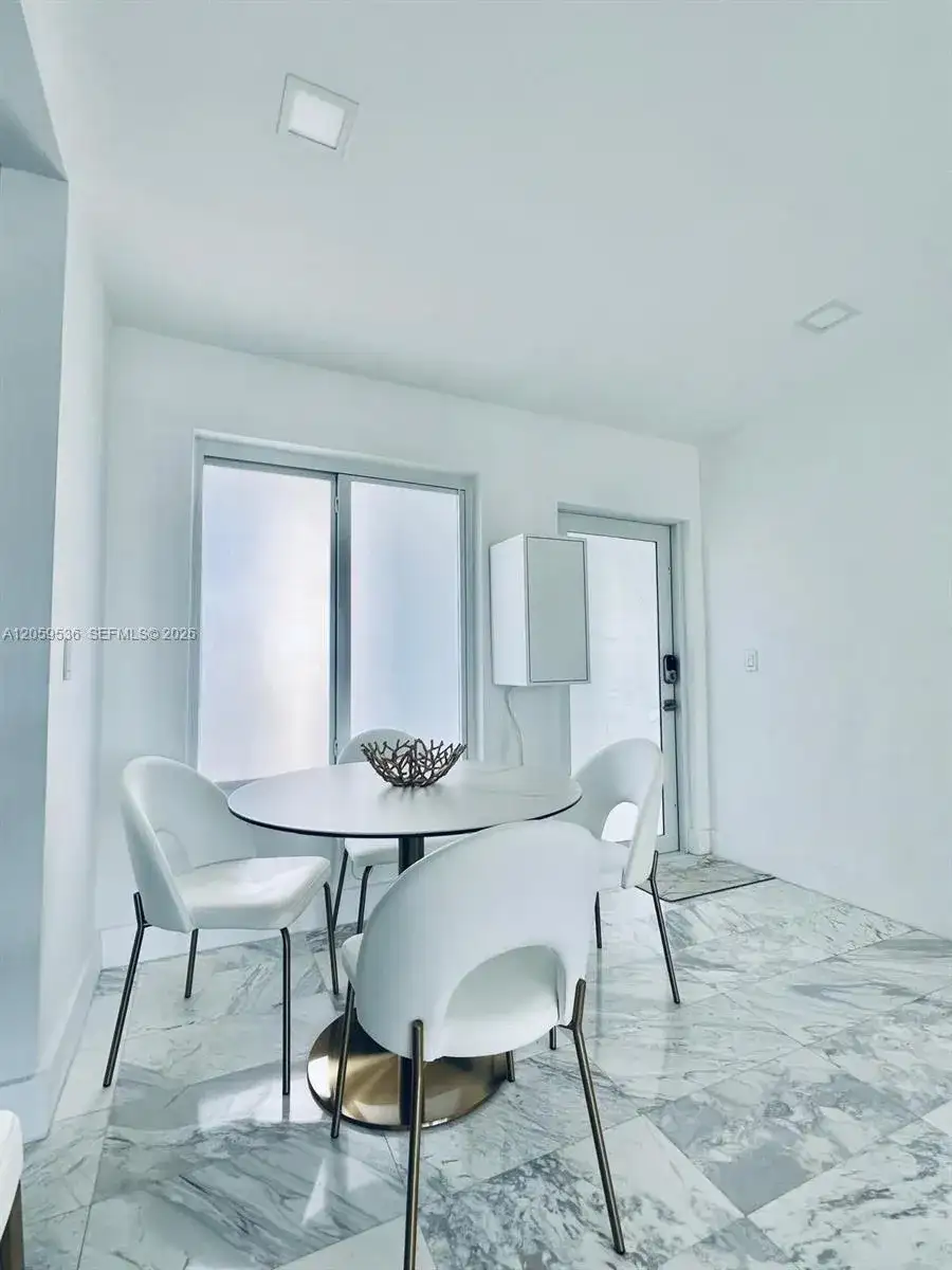 1150 Euclid Ave # 306, Miami Beach FL 33139 photo 2