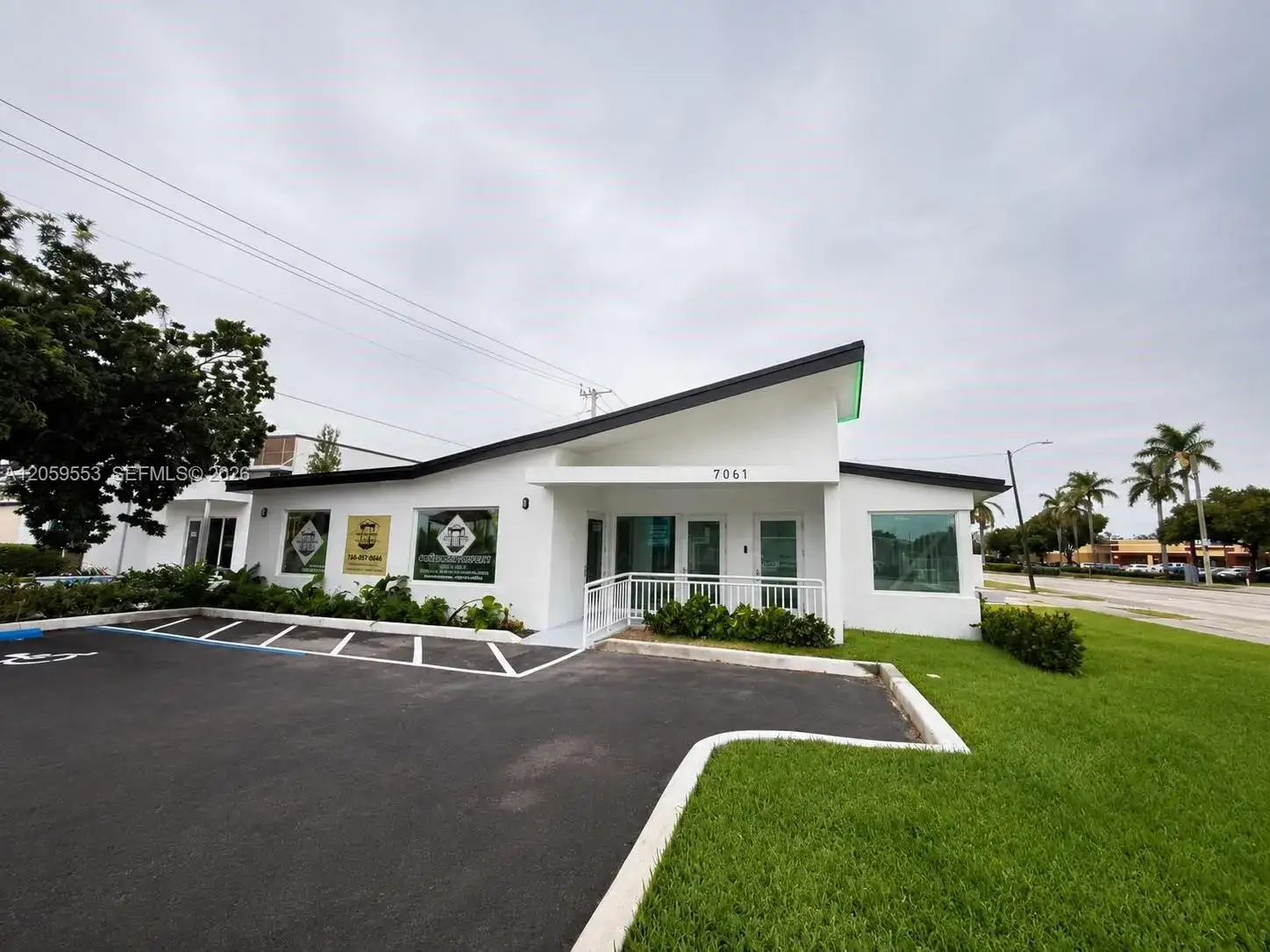 7061 Taft St # B, Hollywood FL 33024