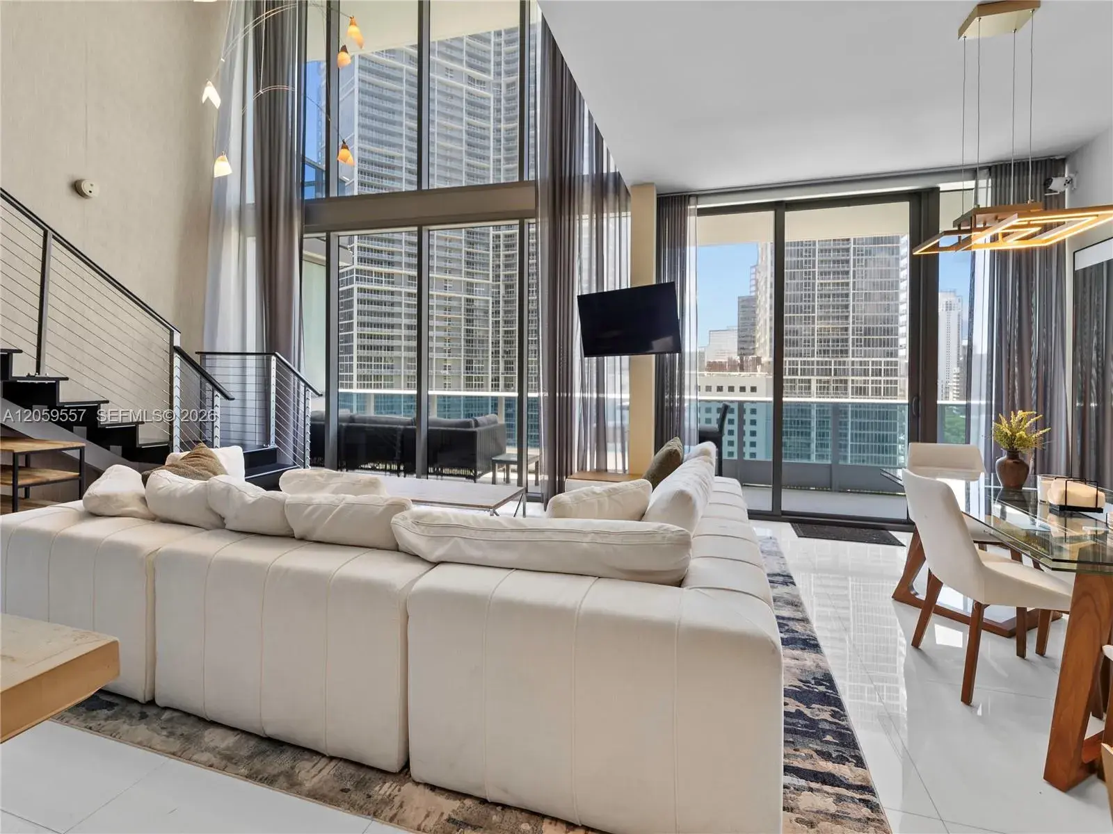 200 Biscayne Boulevard Way # 1407, Miami FL 33131