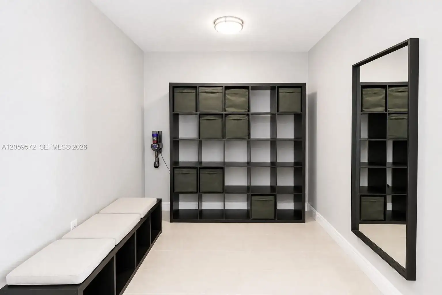 90 SW 3rd St # 3212, Miami FL 33130 photo 2