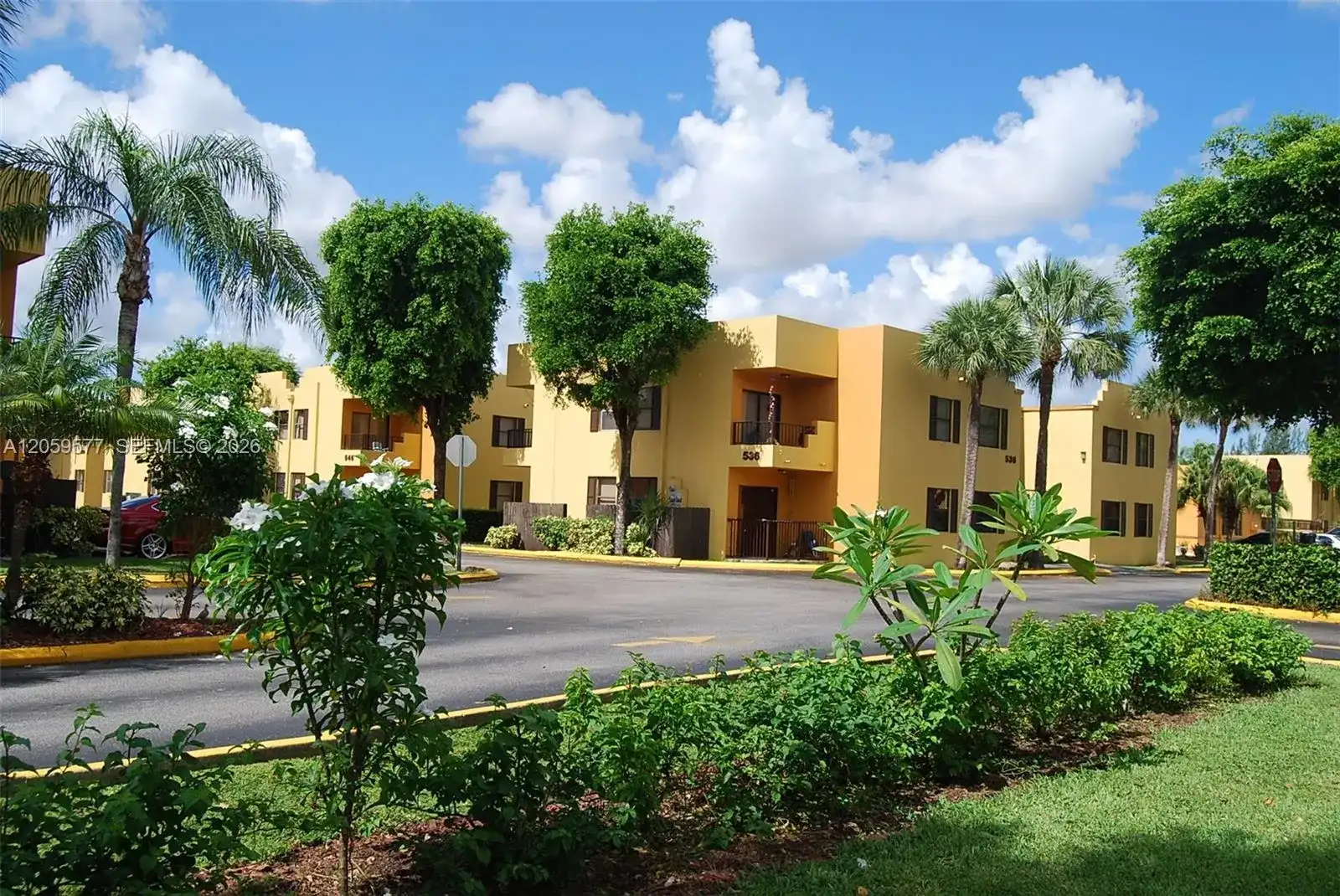 650 NW 114th Ave # 101, Sweetwater FL 33172