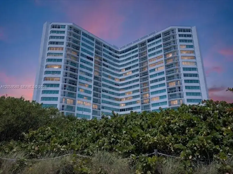 1 bedroom 2 bath Residential for sale at 7135 Collins Ave # 331, Miami Beach FL 33141
