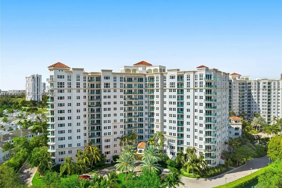 19900 E Country Club Dr # 310, Aventura FL 33180