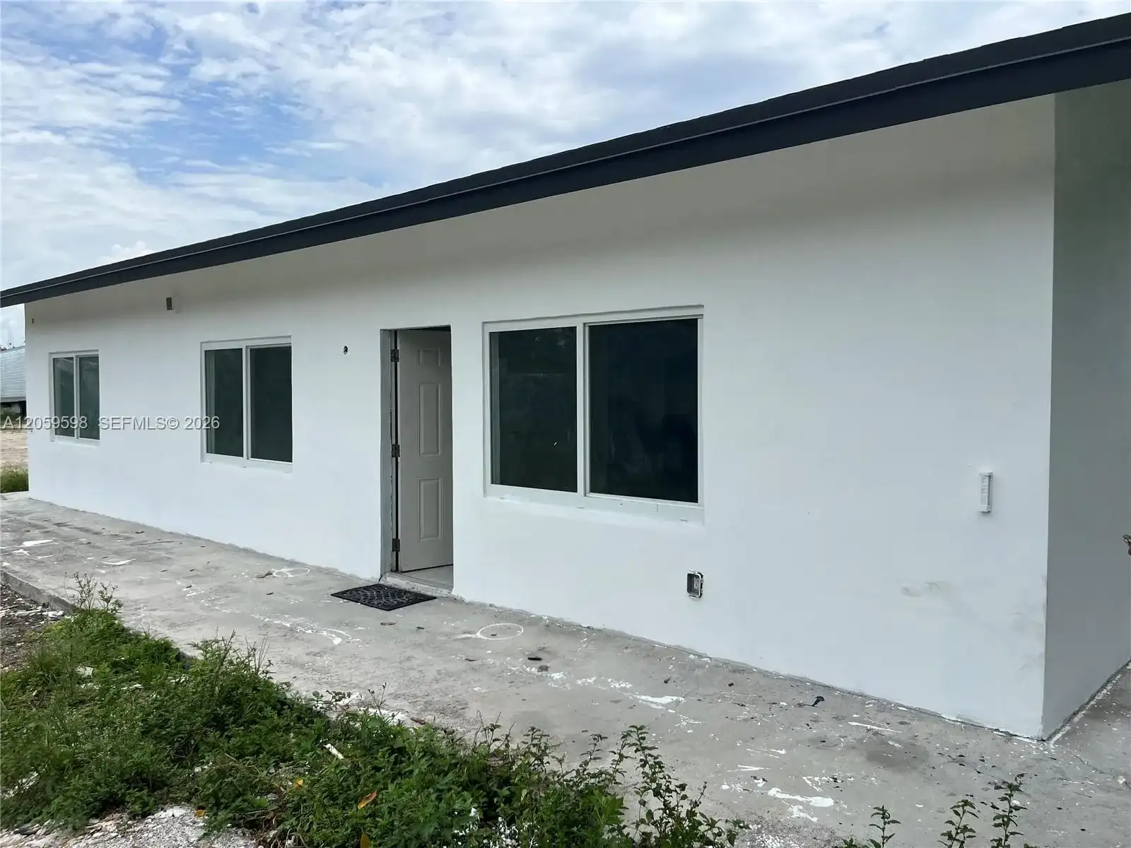 15430 SW 194th Ave, Miami FL 33187