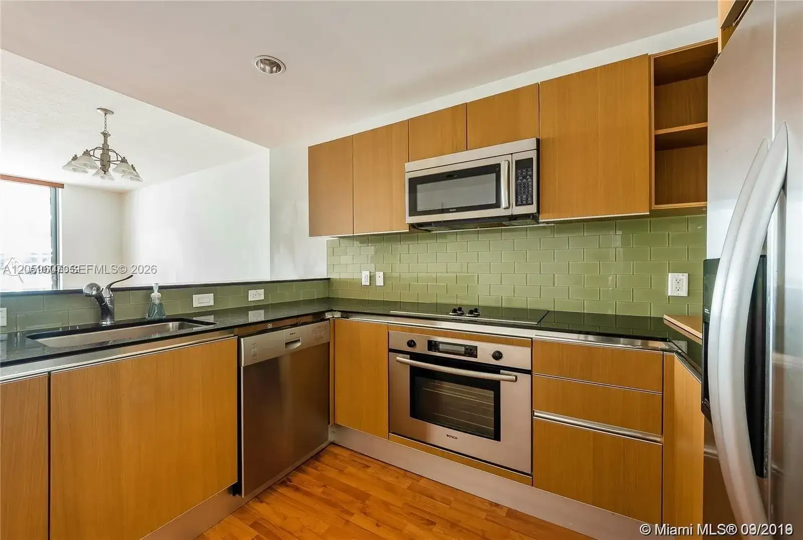 1060 Brickell Avenue # 2315, Miami FL 33131 photo 4