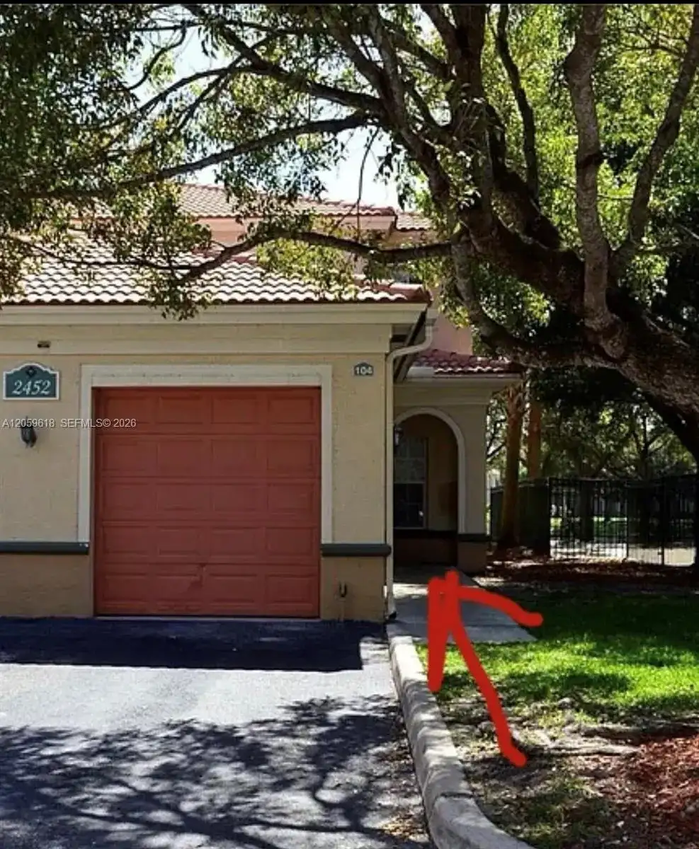 2452 Centergate Dr # 104, Miramar FL 33025 photo 2