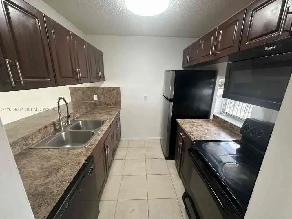 8620 N Sherman Cir # 503, Miramar FL 33025 photo 2