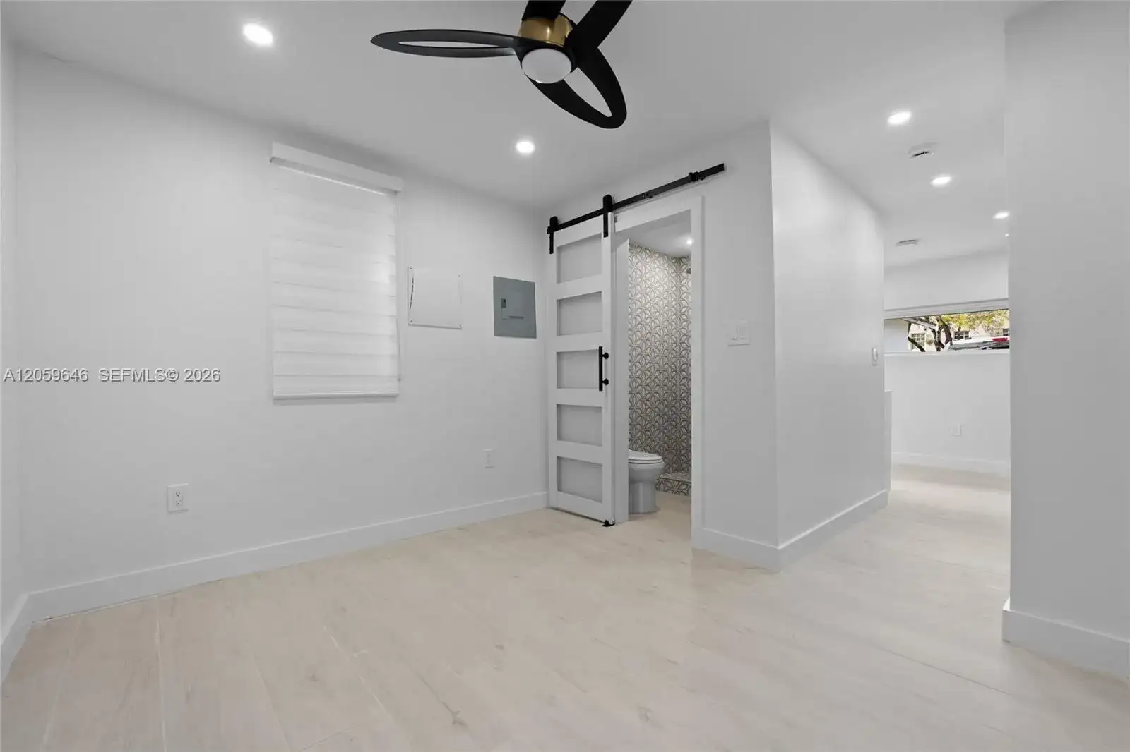 129 SW 9th Ave # 3, Miami FL 33130 photo 5