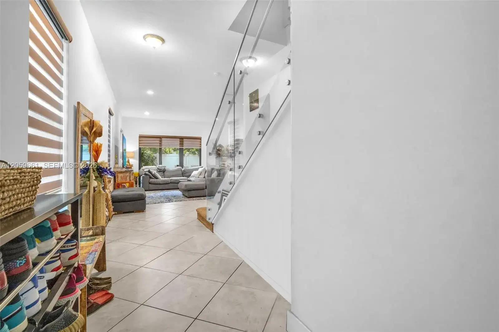 3575 W 97th St, Hialeah FL 33018 photo 3
