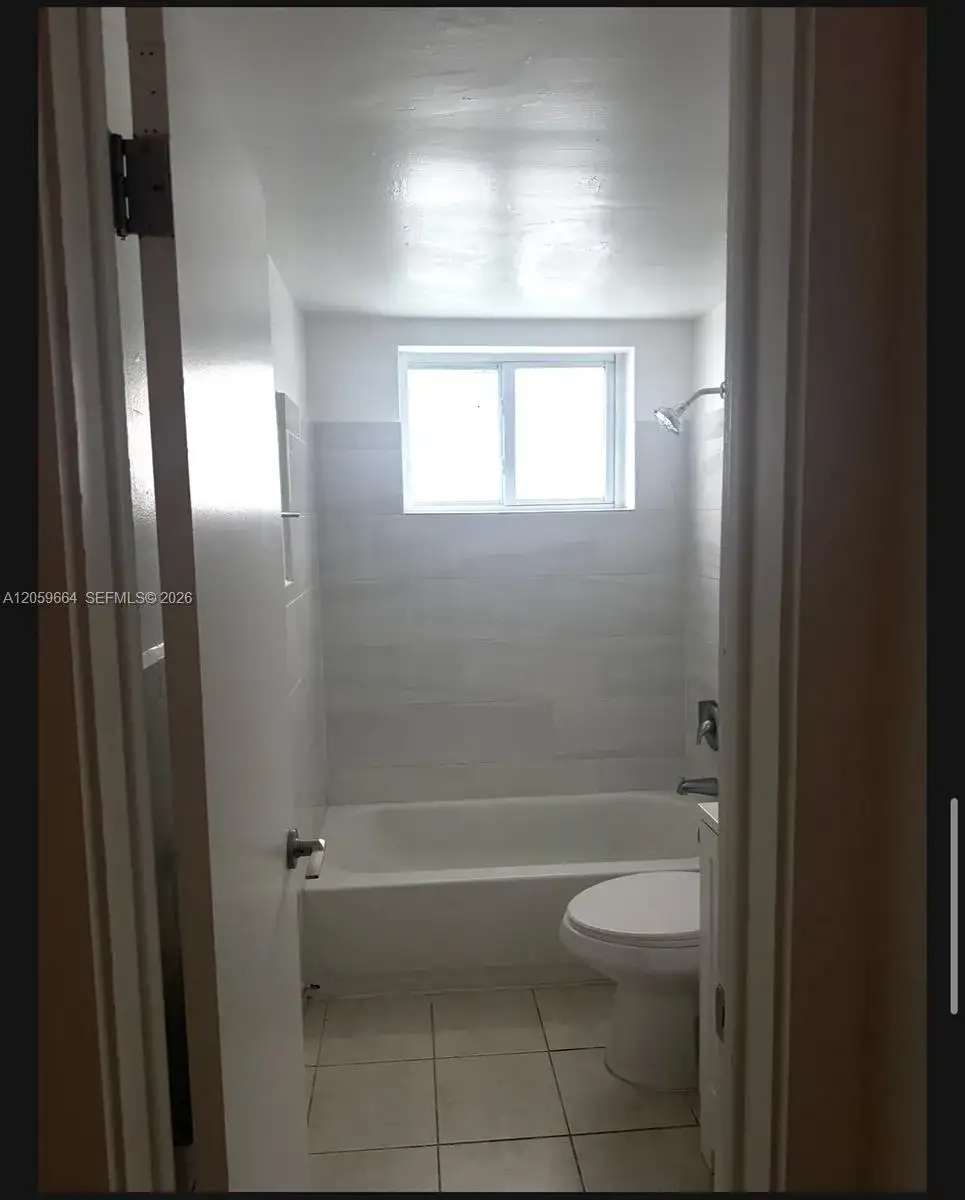 1979 N Glades Dr # 04, North Miami Beach FL 33162 photo 5