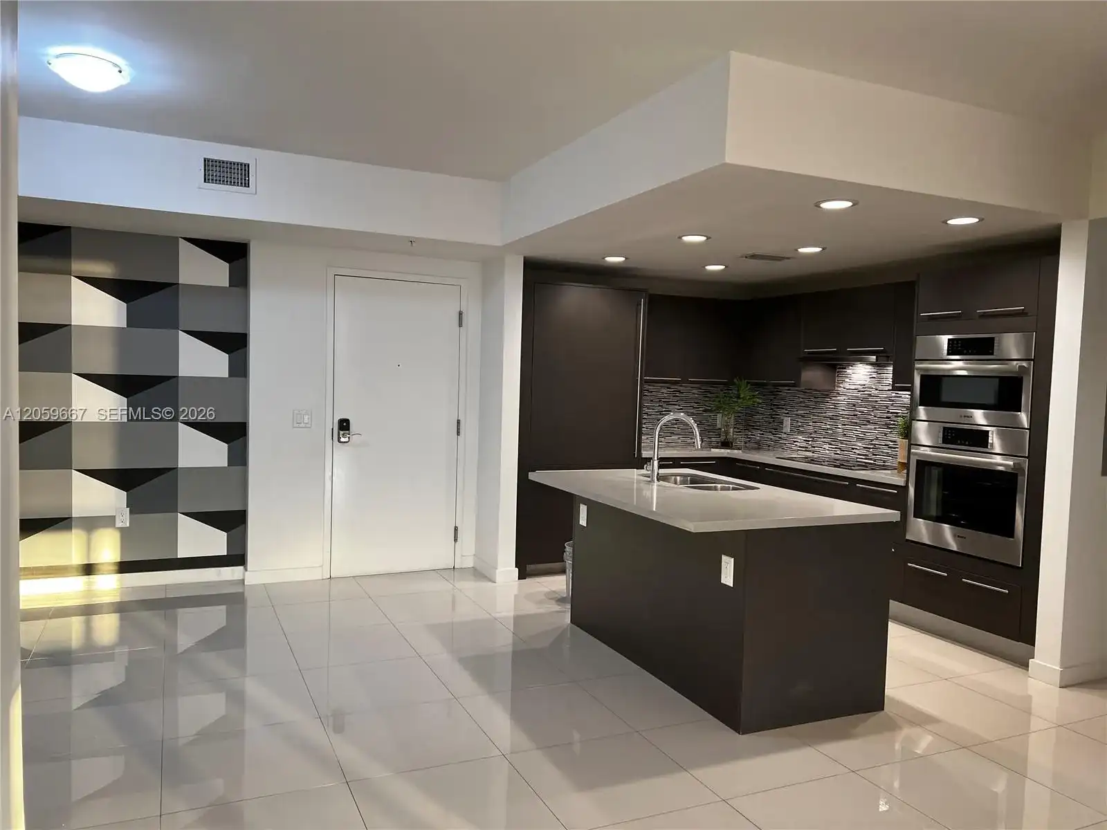 7825 NW 107th Ave # 312, Doral FL 33178