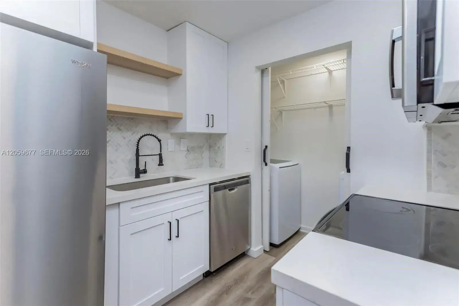 931 NE 199th St # 22, Miami FL 33179 photo 2