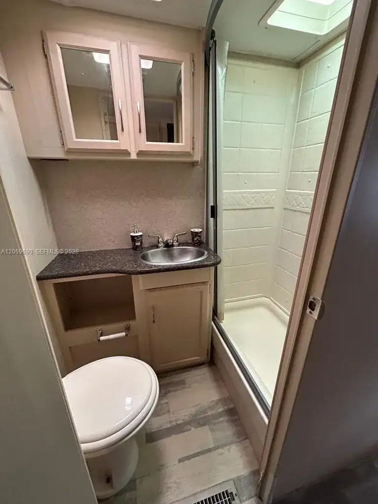 4360 SW 22nd Ct # B, Fort Lauderdale FL 33317 photo 5