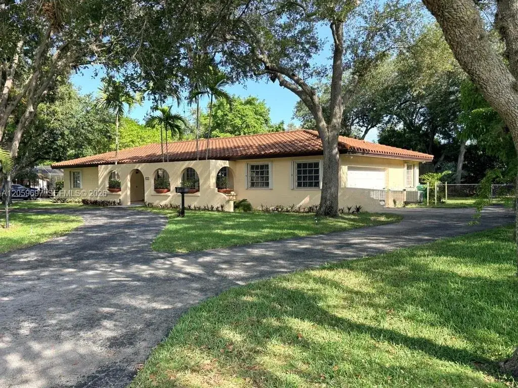 8520 SW 119 Street, Unincorporated Dade County FL 33156