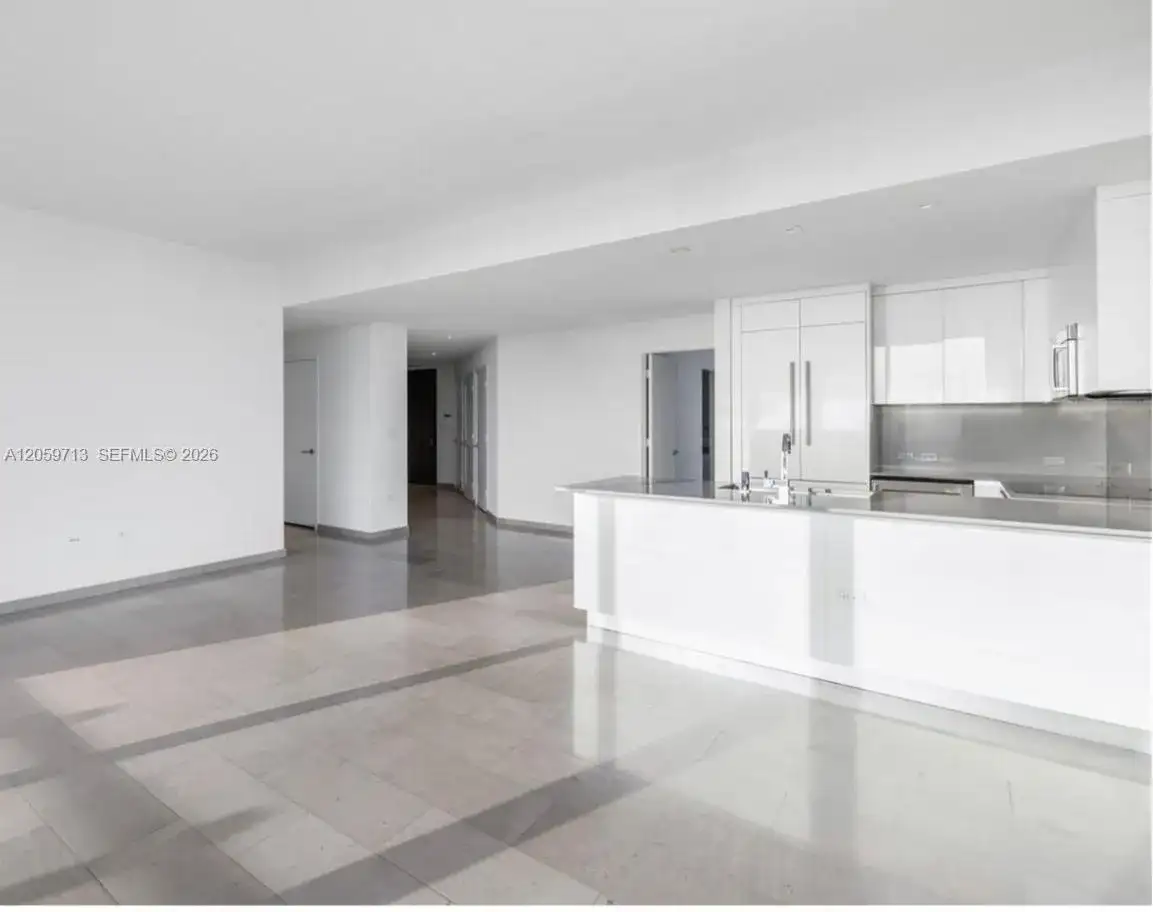 88 SW 7th St # 2902, Miami FL 33130 photo 3