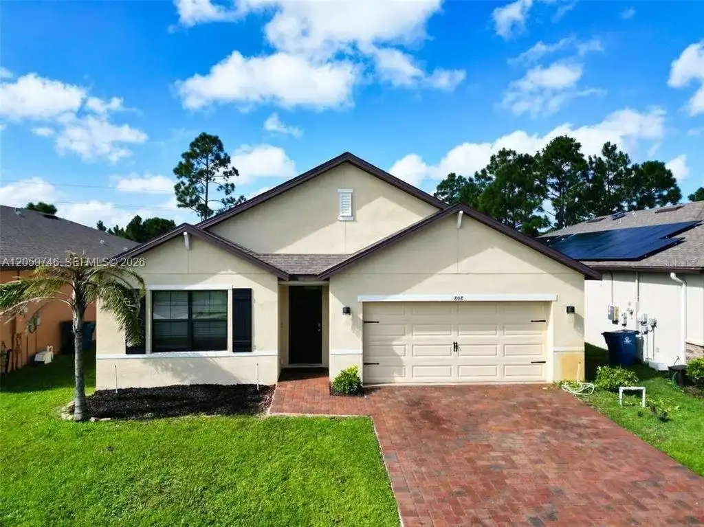 808 SE Old country Rd, Palm Bay FL 32909