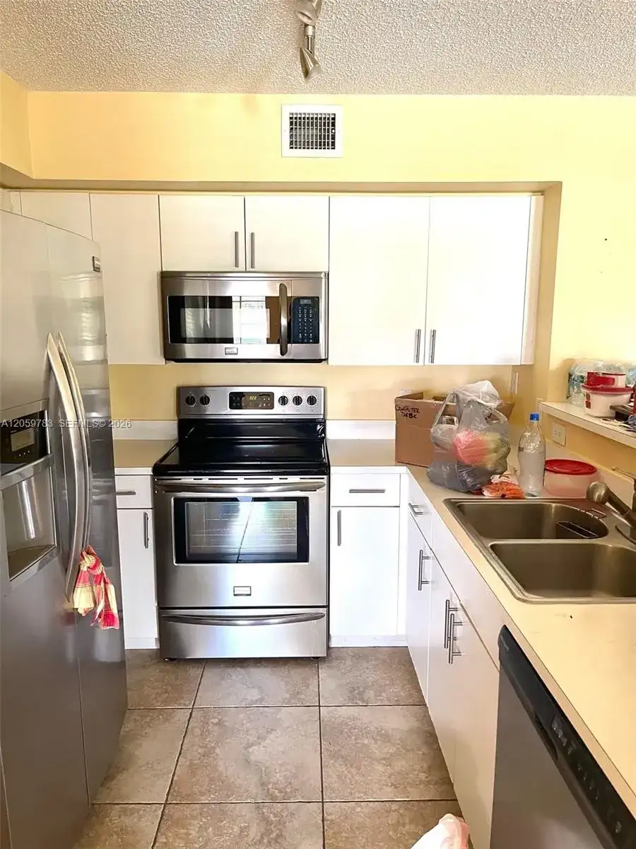 4540 NW 107th Ave # 11, Doral FL 33178 photo 5