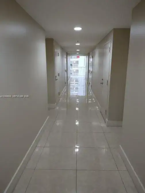 1717 N Bayshore Dr # 2938, Miami FL 33132 photo 3