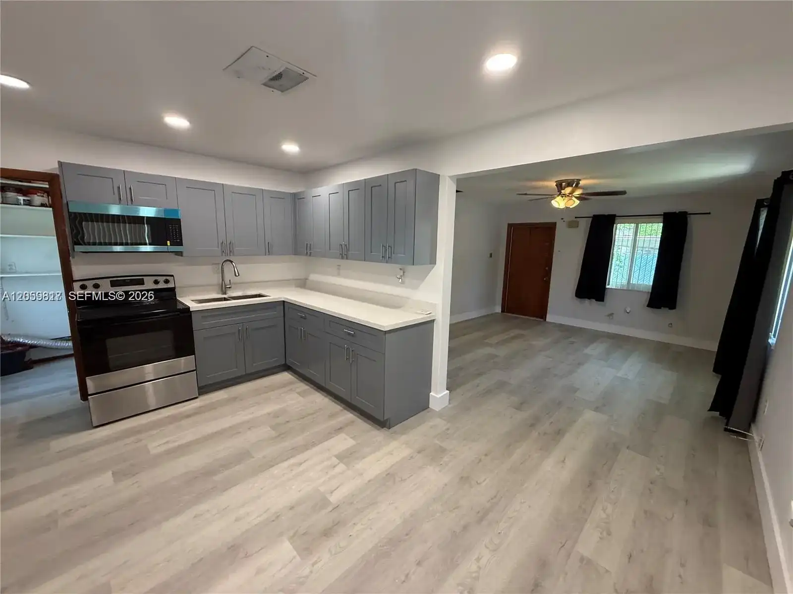 221 NE 1st Ter # 2, Dania Beach FL 33004