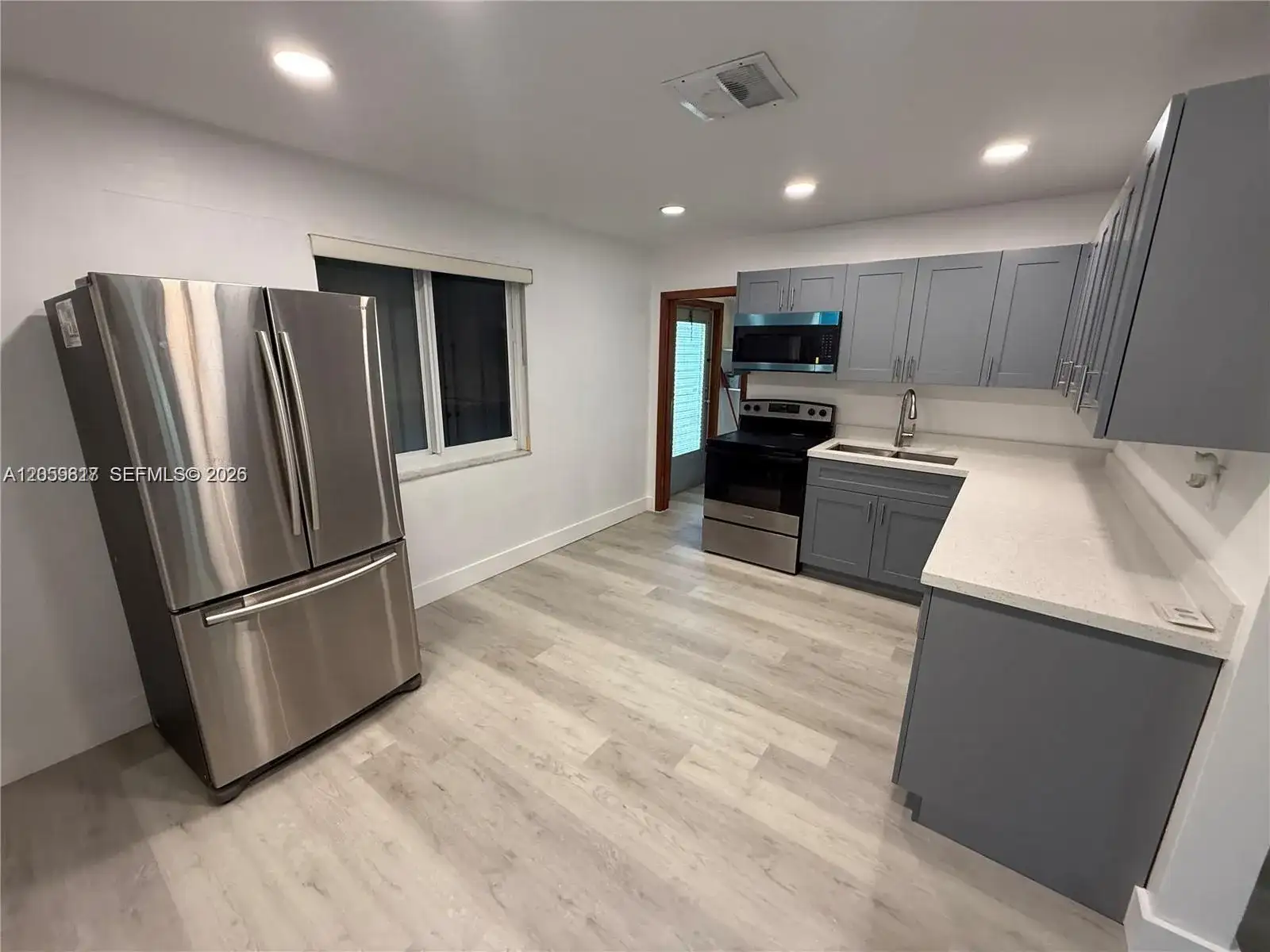 221 NE 1st Ter # 2, Dania Beach FL 33004 photo 5