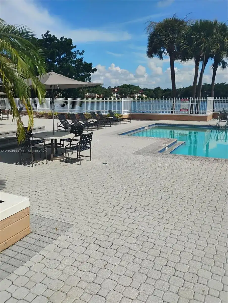 729 NW 92 AV 729 # 729, Plantation FL 33324 photo 4