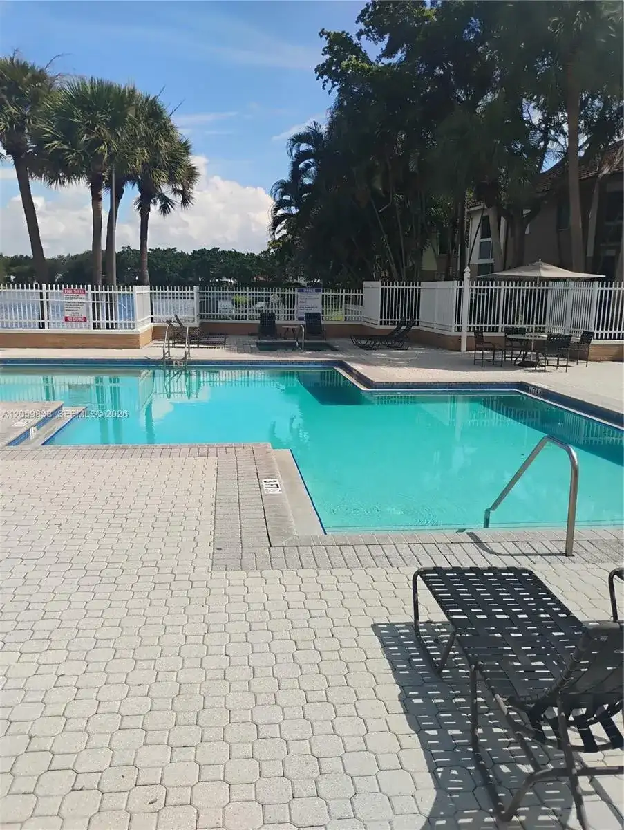 729 NW 92 AV 729 # 729, Plantation FL 33324 photo 5