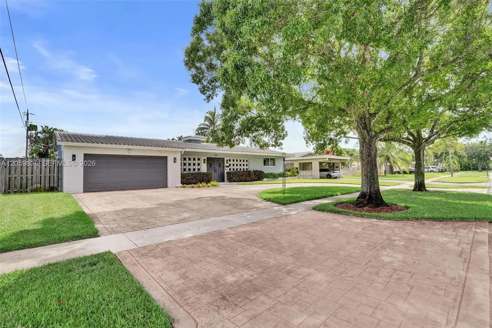 5281 SW 4th CT, Plantation FL 33317 photo 2