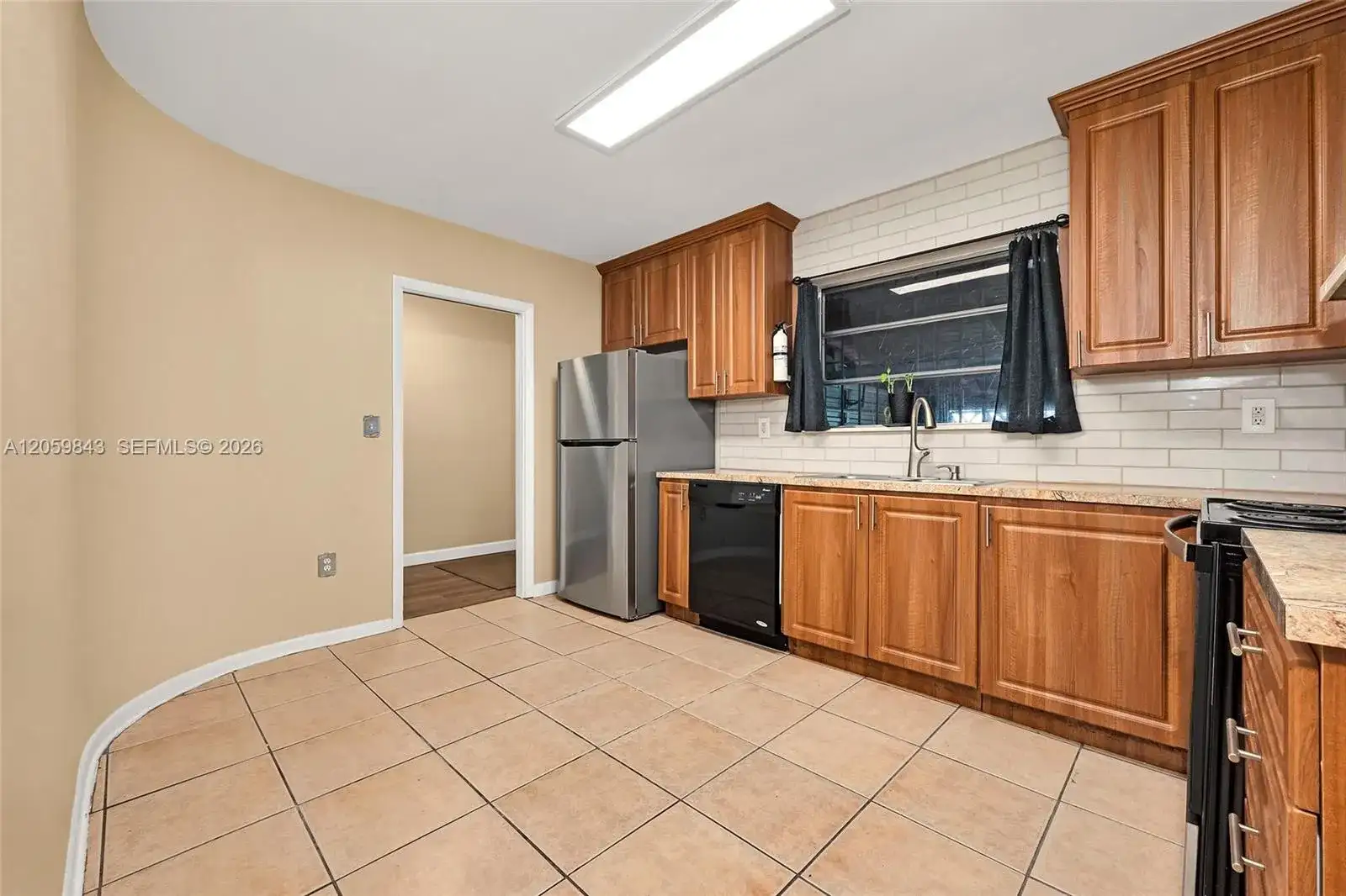 19401 NW 23rd Ave, Miami Gardens FL 33056 photo 5