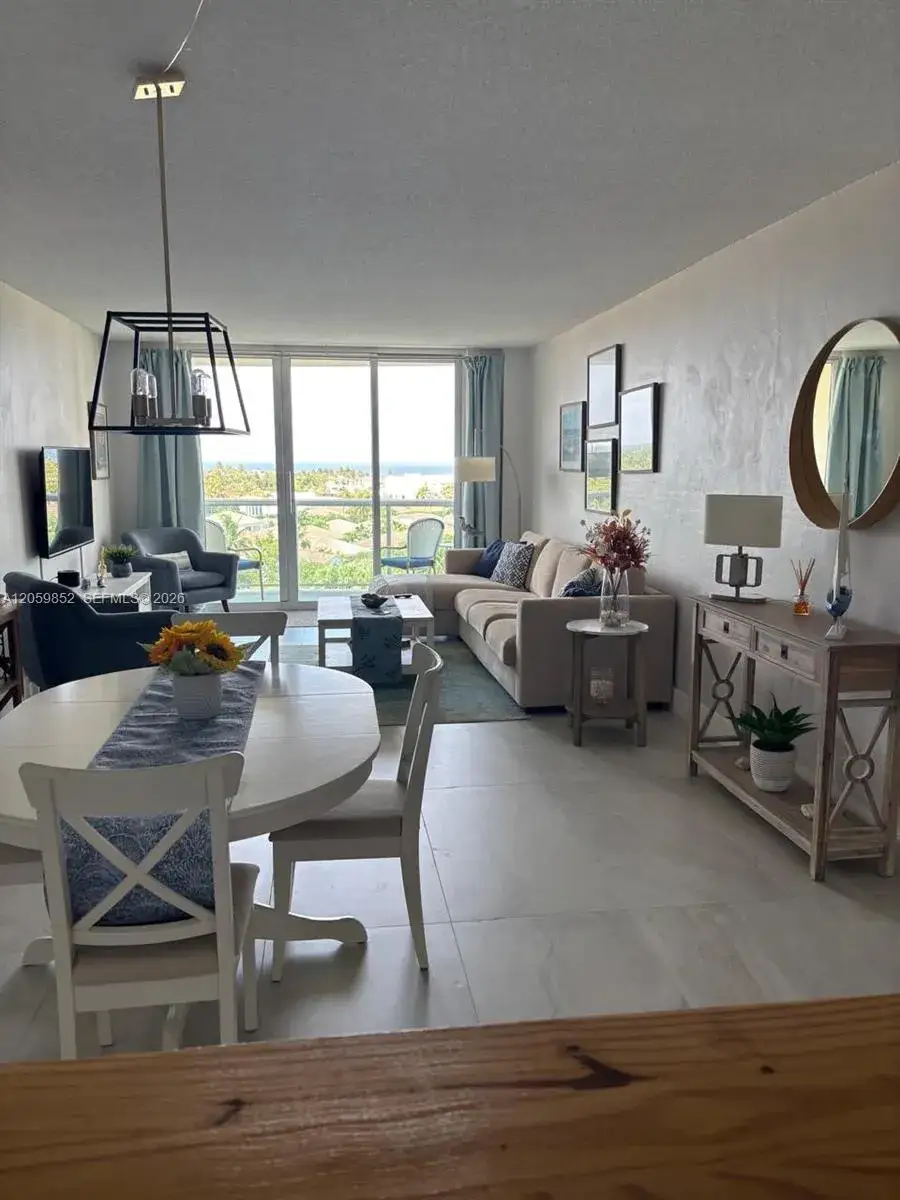 19380 Collins Ave # 818, Sunny Isles Beach FL 33160