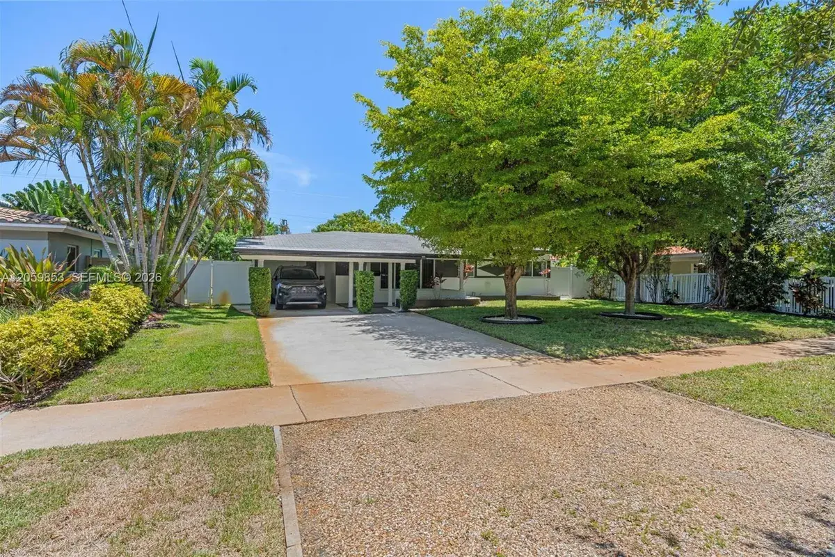 1912 NE 21st Ave, Fort Lauderdale FL 33305