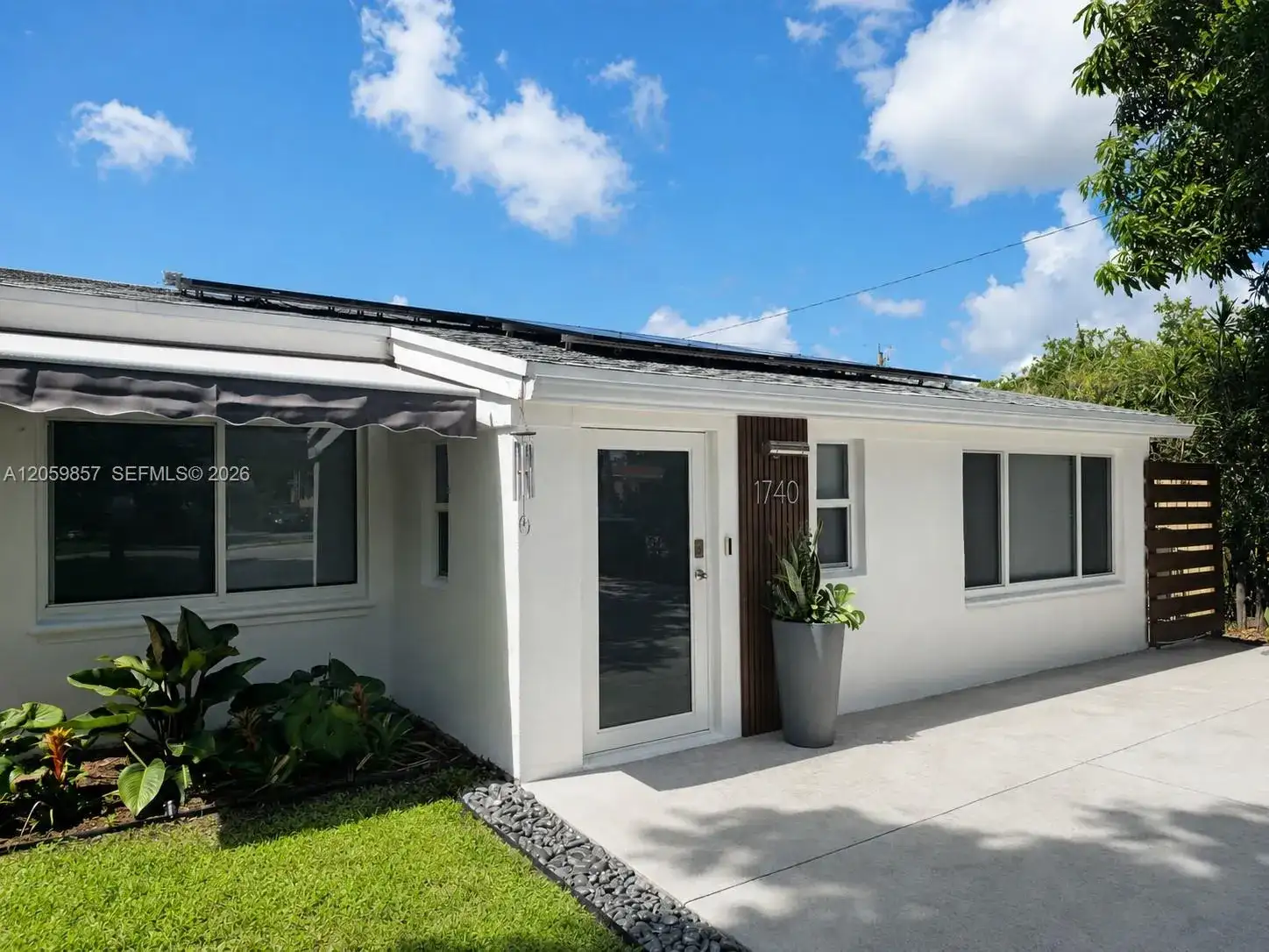 1740 NE 181st St, North Miami Beach FL 33162 photo 4