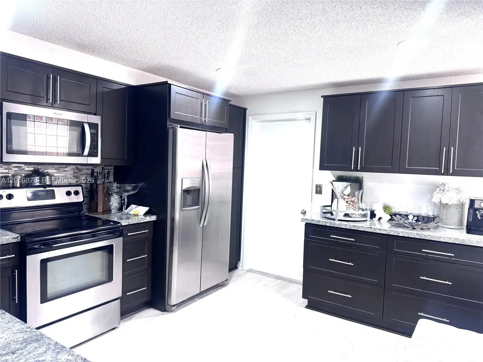 1543 Barcelona Way # 30, Weston FL 33327