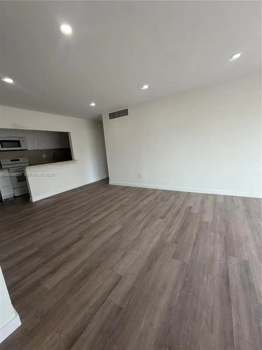 4134 NW 79th Ave # 2A, Doral FL 33166 photo 5