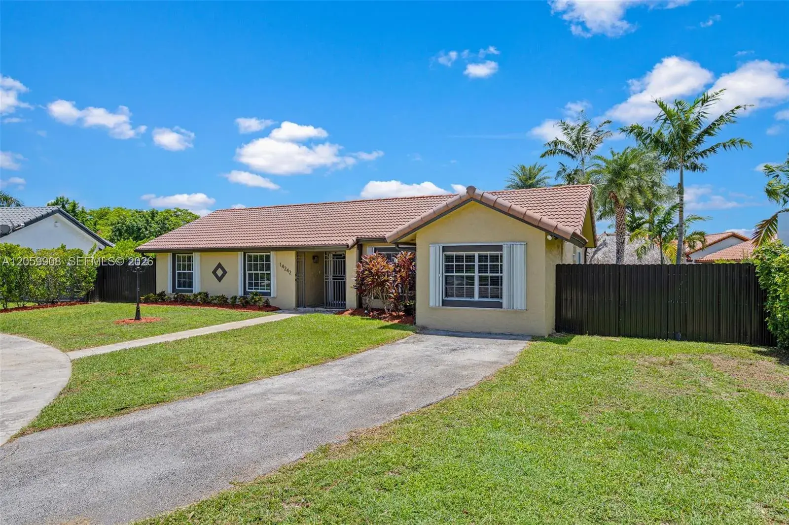 14242 SW 46th Ter, Miami FL 33175