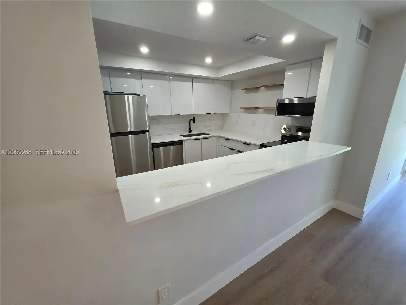 501 Three Islands Blvd # 112, Hallandale Beach FL 33009 photo 2