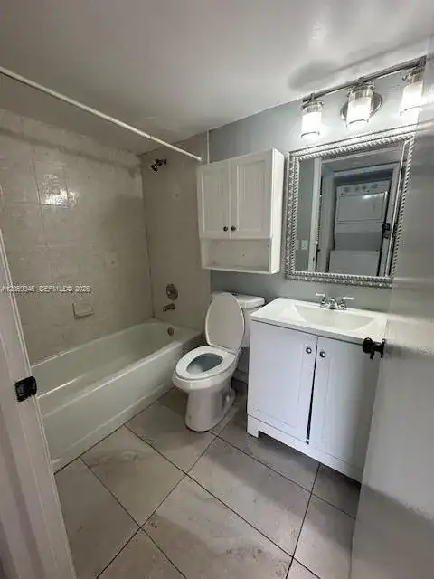 20800 NE 8th Ct # 17, Miami FL 33179 photo 5