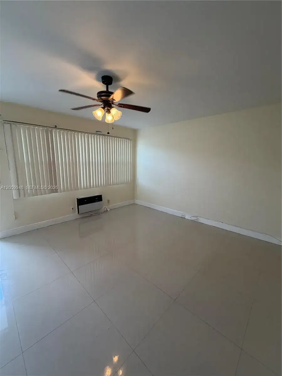 421 Tilford T # 421, Deerfield Beach FL 33442 photo 4