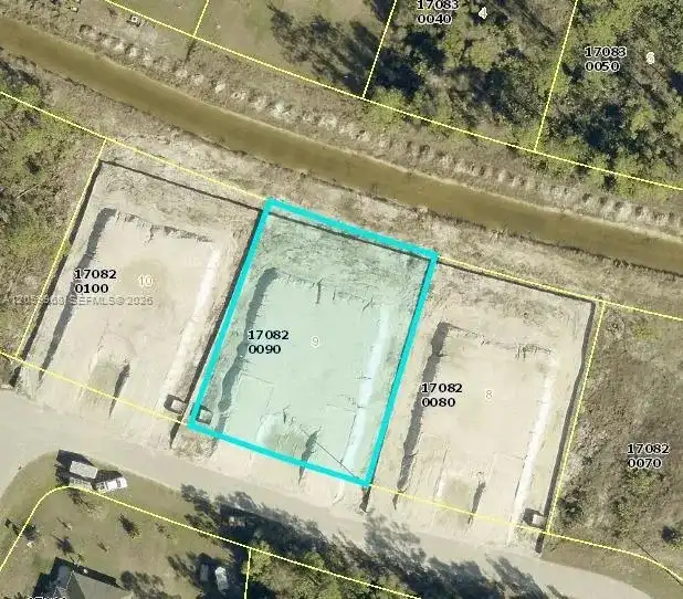 1942 Victor Ln, Lehigh Acres FL 33972