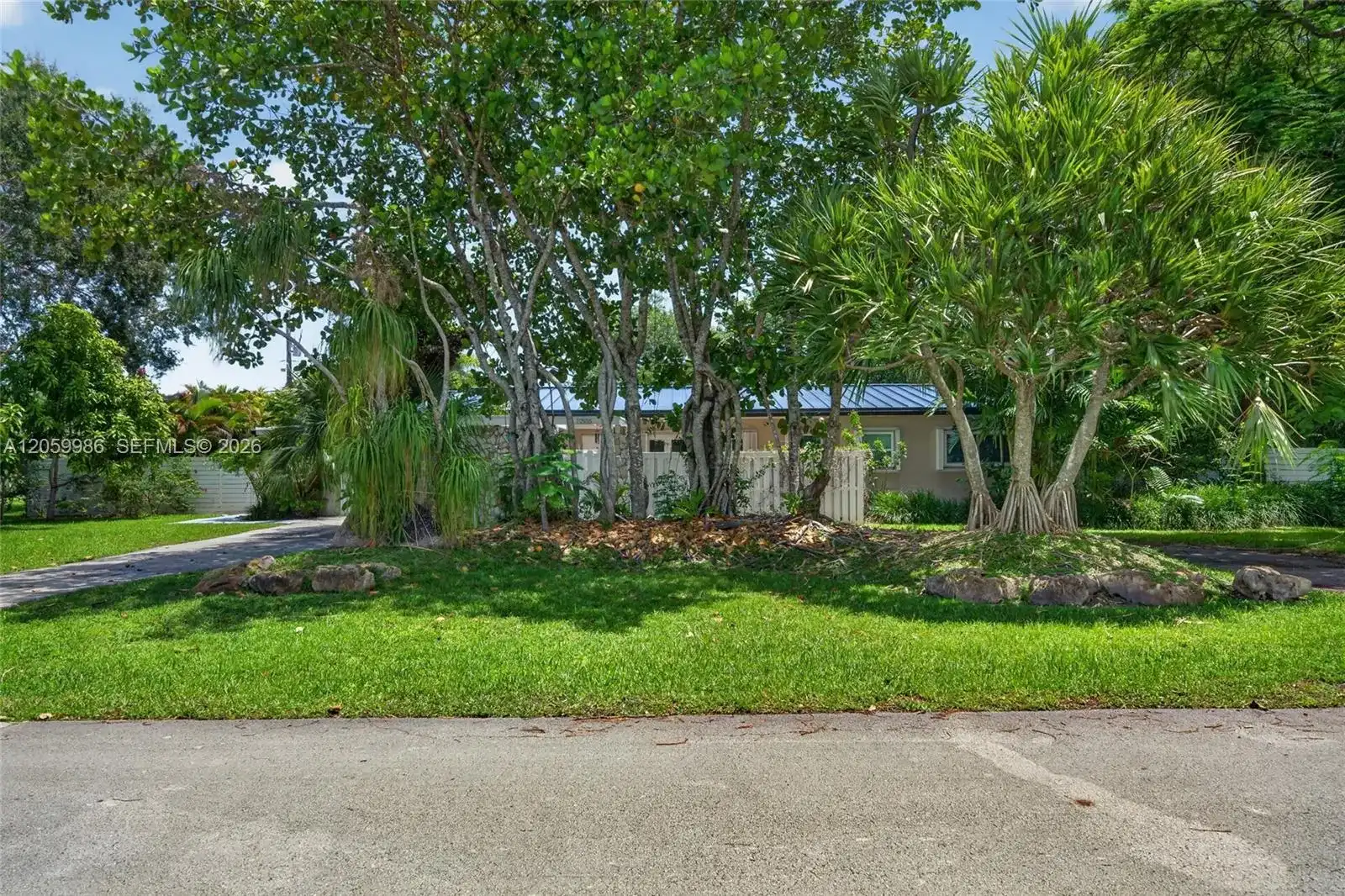 12935 SW 81st Ave, Pinecrest FL 33156