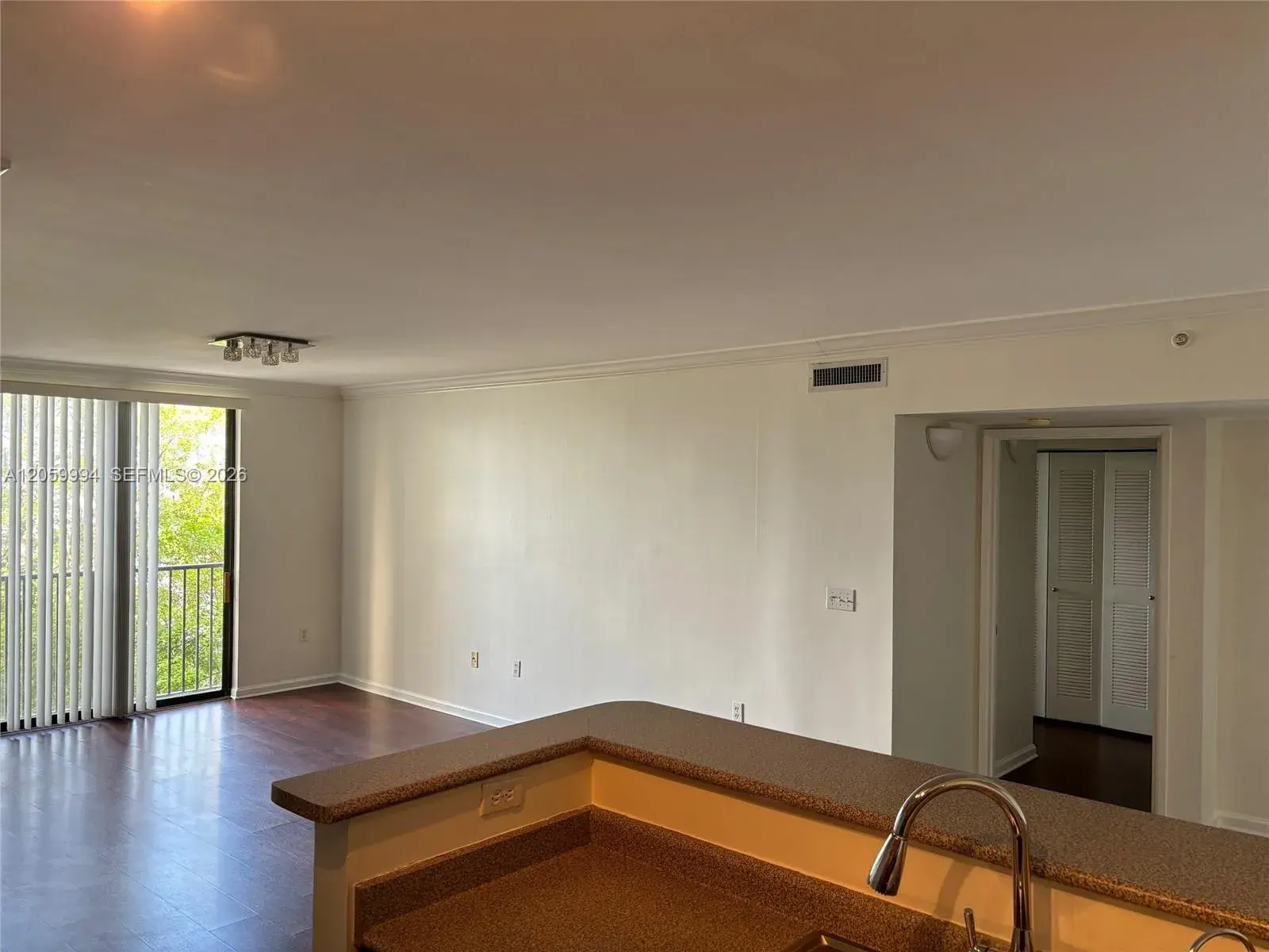 1919 Van Buren St # 414A, Hollywood FL 33020