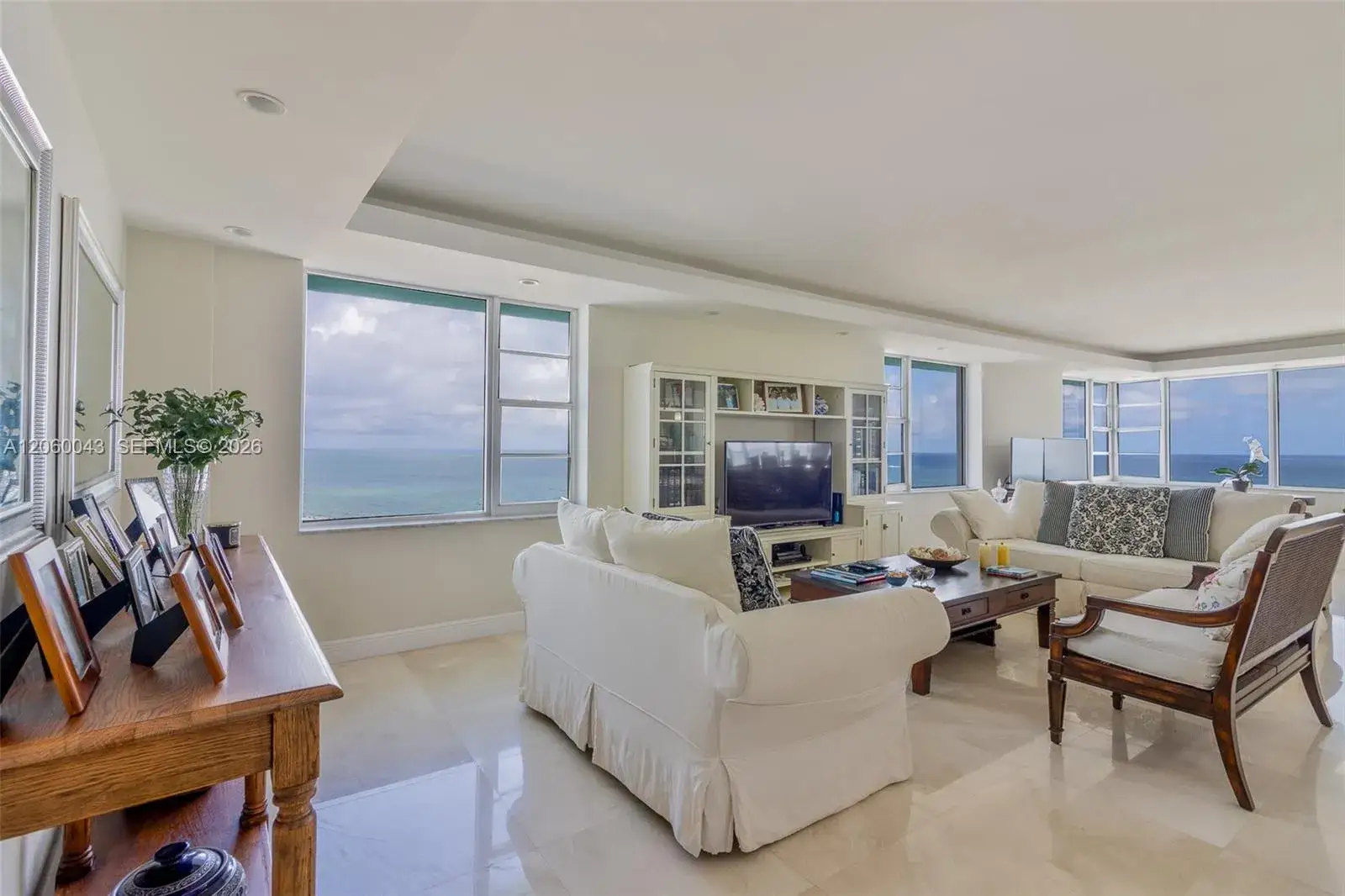 2 bedroom 2 bath Residential for sale at 5255 Collins Ave # 11E, Miami Beach FL 33140