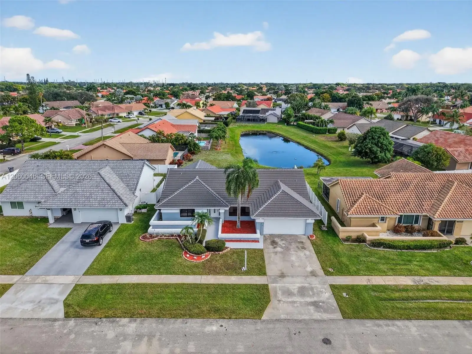 6043 Sunberry Circle, Boynton Beach FL 33437 photo 3