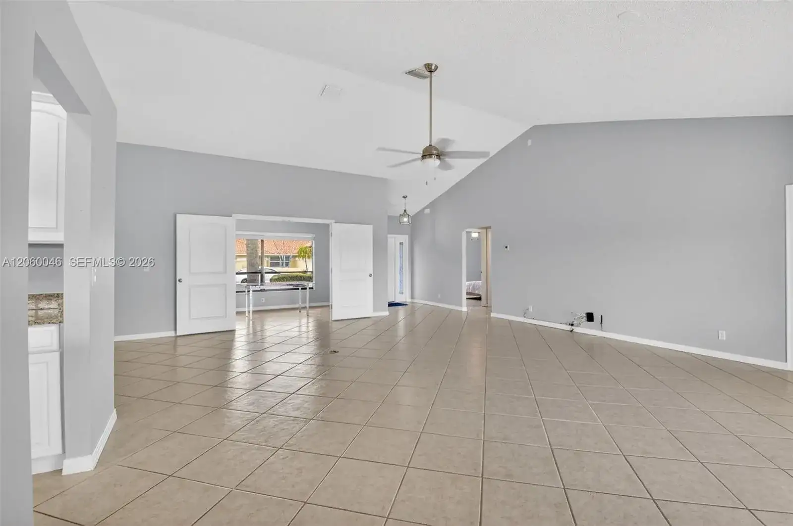 6043 Sunberry Circle, Boynton Beach FL 33437 photo 4