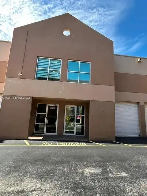 20229 NE 16th Pl # 20229, Miami FL 33179 photo 2