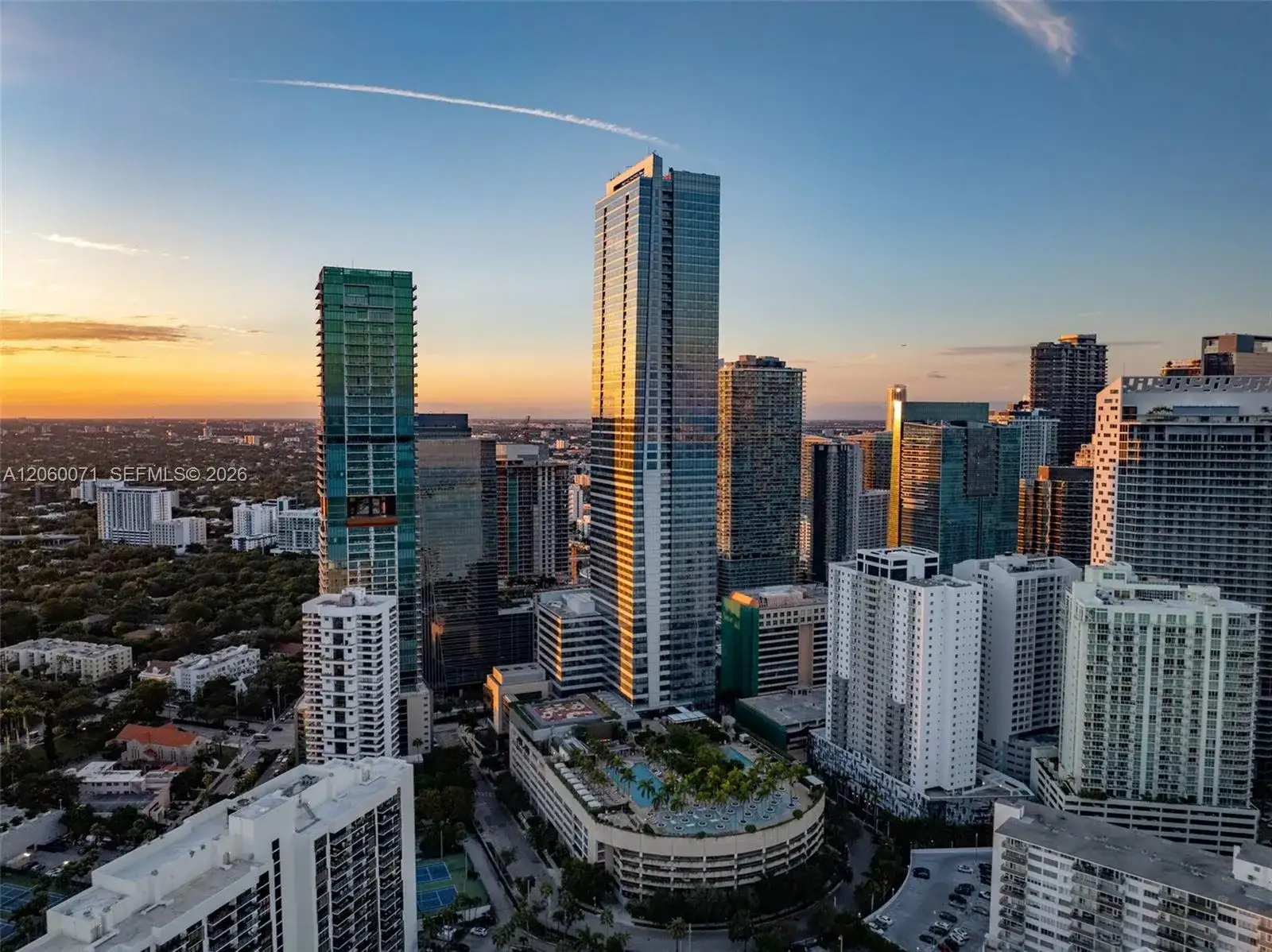 1435 Brickell Ave # 3212, Miami FL 33131 photo 2