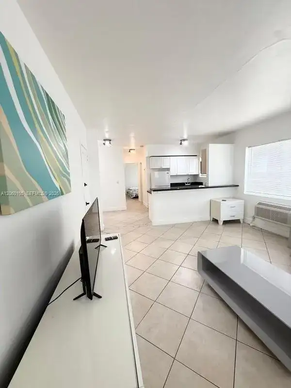 8011 Abbott Ave # 4, Miami Beach FL 33141 photo 2