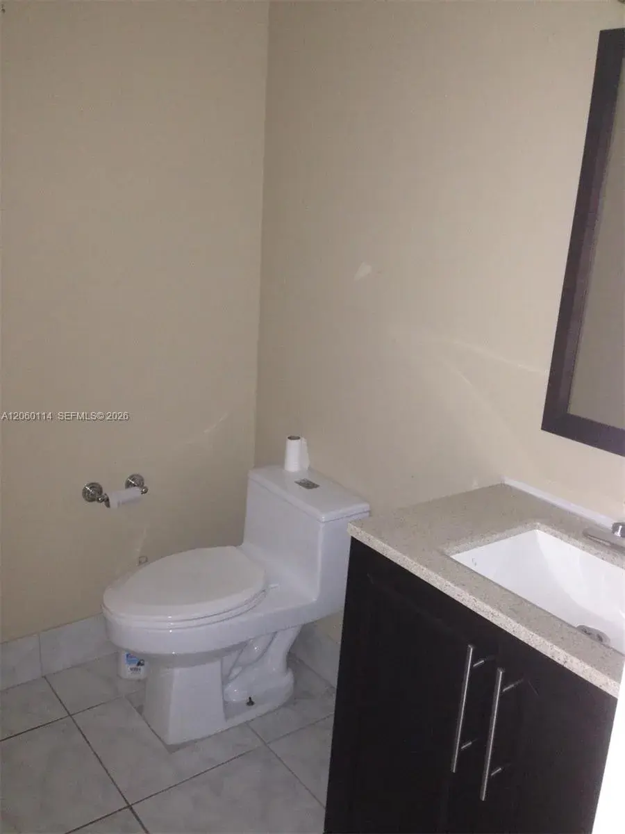 6101 N Falls Cir Dr # 409, Lauderhill FL 33319