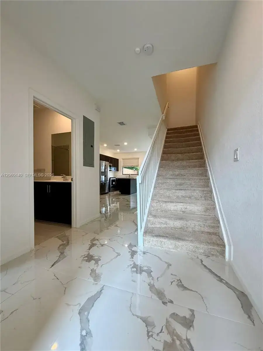 18110 SW 148th Rd, Miami FL 33187 photo 2