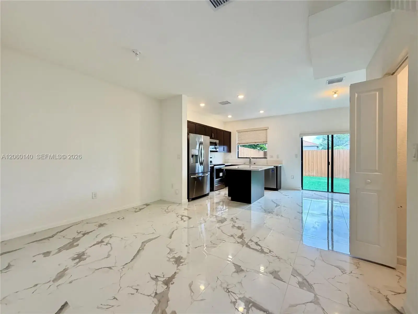 18110 SW 148th Rd, Miami FL 33187 photo 3